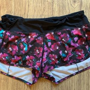LULULEMON Speed Up Short 2.5”